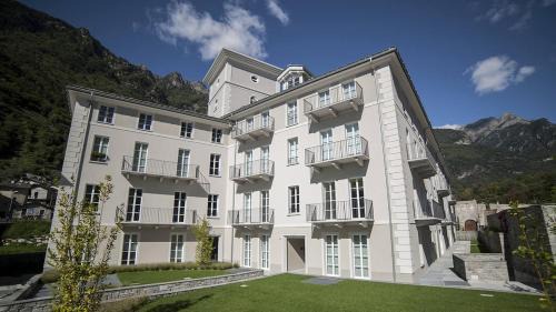 Chiavenna Apartment | La Residenza sul Mera