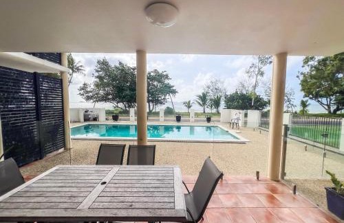 South Mission Apartment | La Riviera One Coastal Life Style Two Bedroom