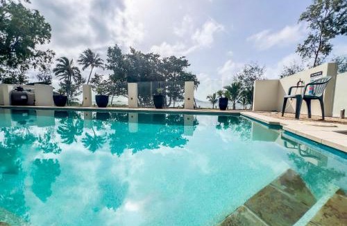 South Mission Apartment | La Riviera One Coastal Life Style Two Bedroom