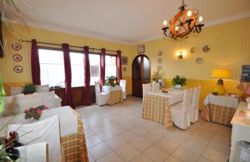 Saint-Jean-de-Blaignac Bed & Breakfast | La Riviere