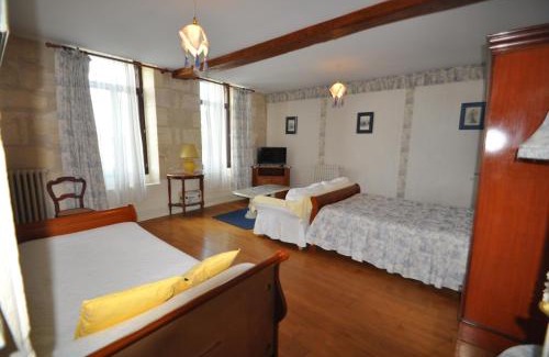 Saint-Jean-de-Blaignac Bed & Breakfast | La Riviere