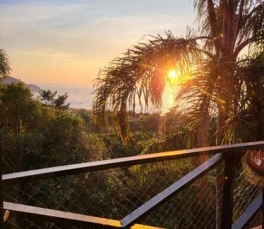 Praia do Rosa House | La Roca House