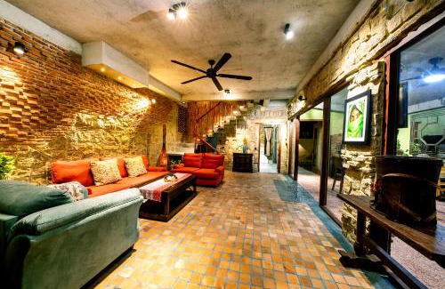 Cam An Hotel | La Rocca An Bang Beach
