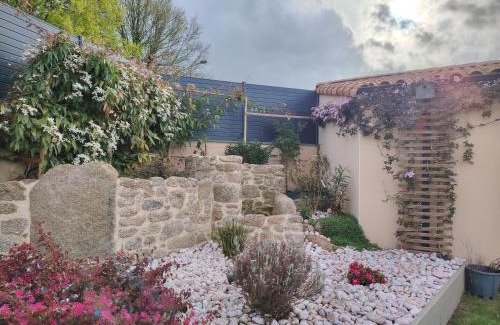 Chavagnes-en-Paillers House | la ROCHE MOLIVE