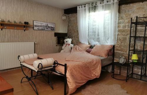 Grusse Apartment | La roche Saint roch