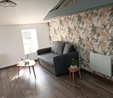 Les Clouzeaux Apartment | La Rochette - Appartement