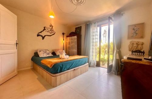 Tourrettes-sur-Loup House | La Room Gallery
