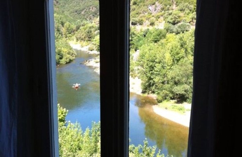Vieussan House | La Roque-Piscine *NEW* Sleeps 7, Pool, Private River Beach, Views