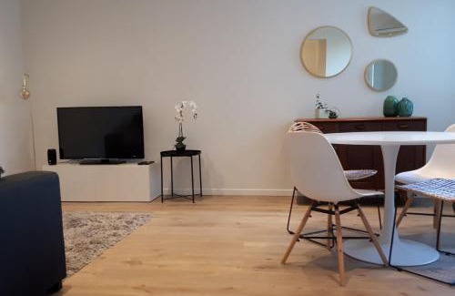 Annecy Apartment | La Roseraie - Apartment 100m from Lake Annecy