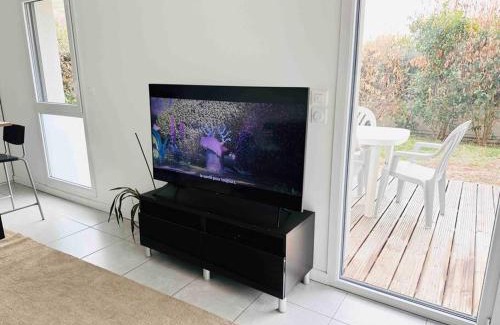Juncasse - Argoulets Apartment | La Roseraie Toulousaine avec parking privé