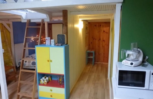 Vaulx En Velin Village Apartment | La Roue Arrière - VAULX EN VELIN