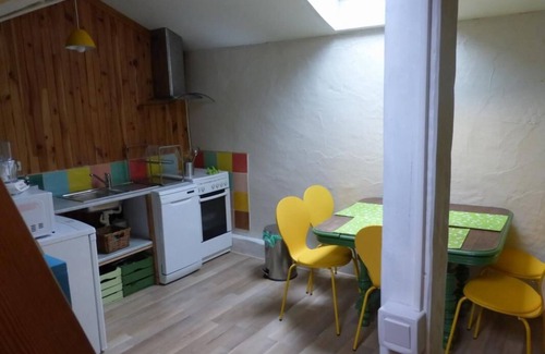 Vaulx En Velin Village Apartment | La Roue Arrière - VAULX EN VELIN