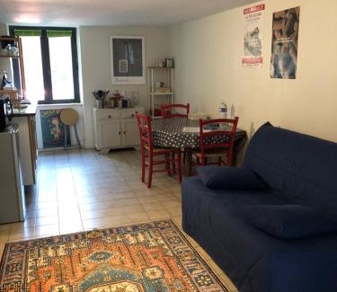 Beaune Apartment | la route des vins