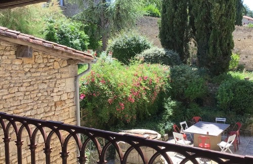 Verteuil-sur-Charente House | La Sénéchalerie Logis du XIV
