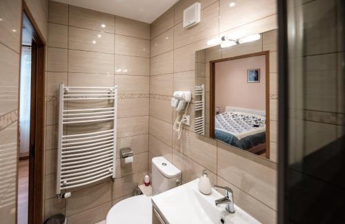 Bischheim Apartment | La Sérénité Urbaine