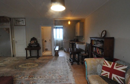 St.-Martin-des-Champs House | La Salette, is 15mins to Carantec 21 beaches in around 11km. Restaurants/Markets
