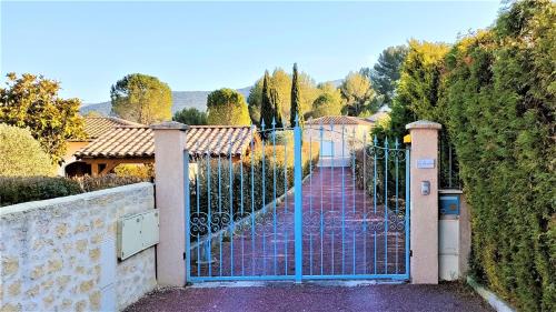 Saint-Zacharie House | La SANATINA 2