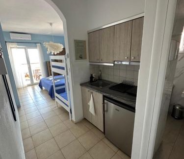 Nea Rodha Apartment | La Scala family apartments