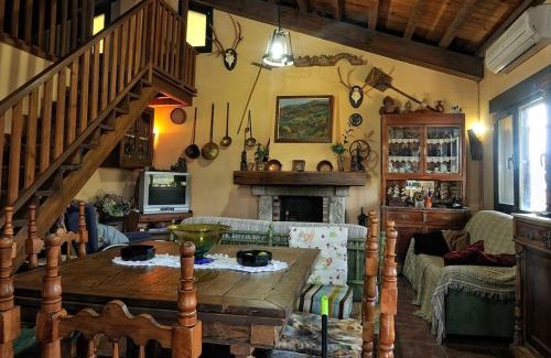 Casas del Castanar House | La Seguirilla del Jerte