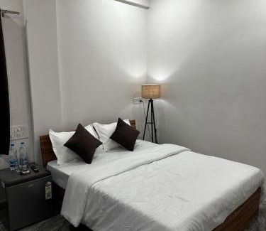 Arambol Hotel | La Serene Inn