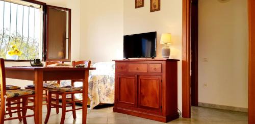 Cala Liberotto Villa | La Solidea - Villa con giardino a pochi passi da Cala Ginepro