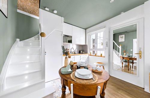 Quartier Vieux Marche-Cathedrale Apartment | La Souche