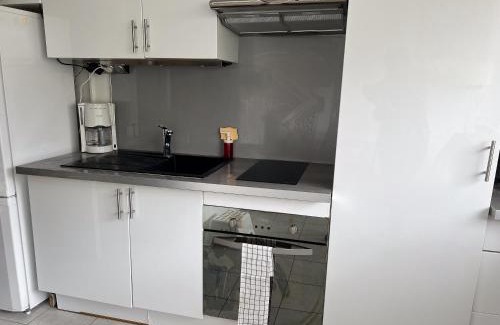 Villeneuve Loubet Beach Apartment | La Studette Marina 06