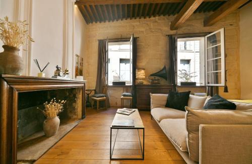 Uzes Apartment | "La Suite" 3 Etoiles
