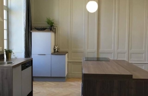 Dinan Apartment | La suite-Apartment-Ensuite with Bath