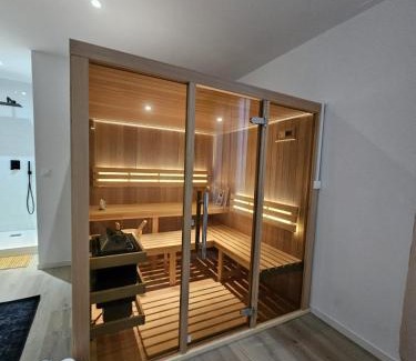 Ay Bed & Breakfast | La Suite Arbane SPA & sauna - Avarum