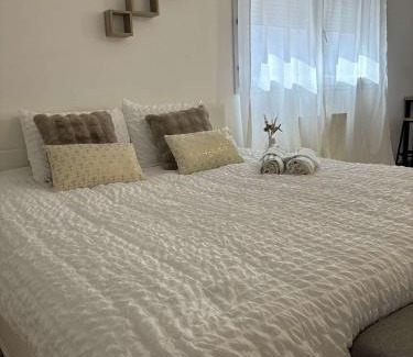 Guitrancourt House | La suite bohème