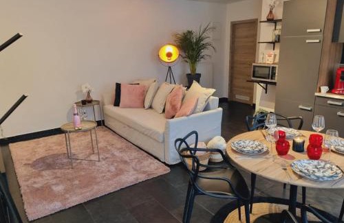 Liege Apartment | La suite de lati
