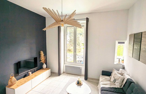Uriage-les-Bains Apartment | La Suite Côté Parc * * * * | near Chamrousse