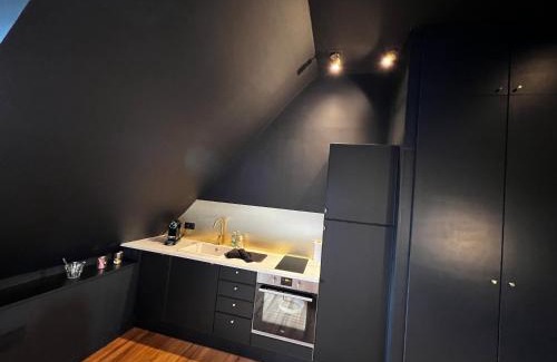 Eu Apartment | LA SUITE ISAHORA. Les Locations ISAHORA c'est aussi plusieurs appart' de Standing à 2 pas du Château d'Eu, des Falaises du Tréport, de MERS les Bains et Aux portes de la BAIE DE SOMME