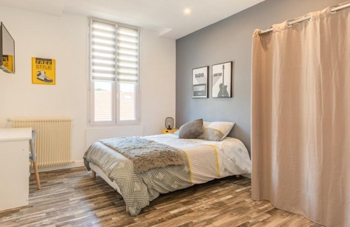 Tremblay-en-France House | La suite Kora