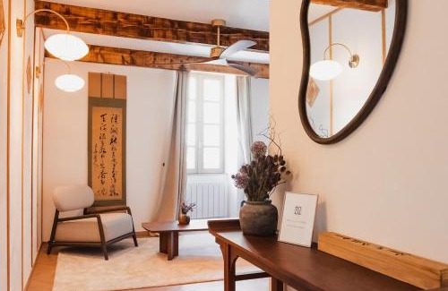 Uzes Apartment | La suite Kyoto, appartement privé Uzès