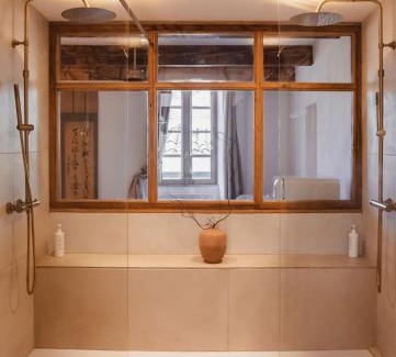 Uzes Apartment | La suite Kyoto, appartement privé Uzès