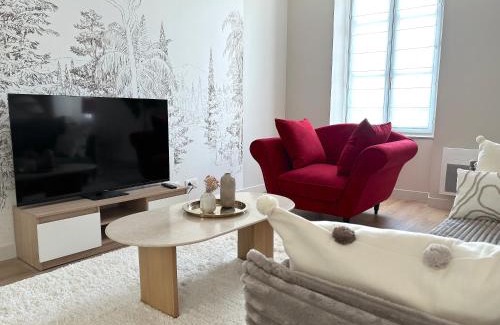 Bourges Apartment | La Suite Marcel Bascoulard - Charme et Histoire