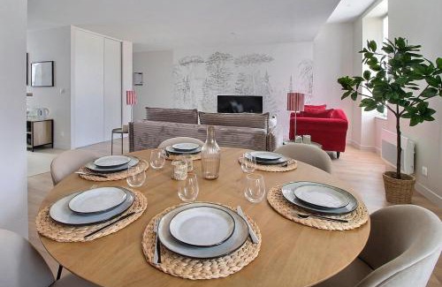 Bourges Apartment | La Suite Marcel Bascoulard - Charme et Histoire
