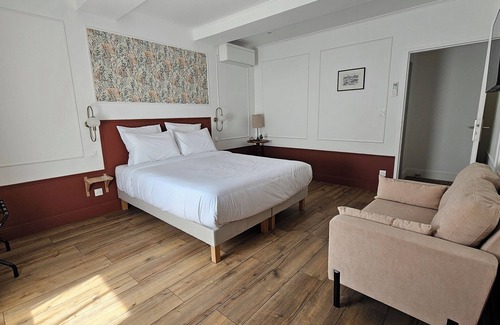 Gignac Bed & Breakfast | La Suite Salagou, charming accommodation 15 minutes from St Guilhem Le Désert.