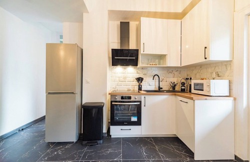 Guingamp Apartment | La Suite Serenite, proche gare de Guingamp