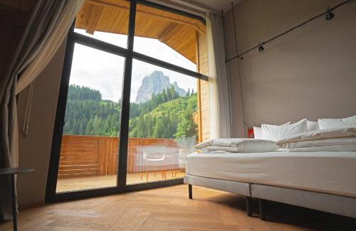 Santa Cristina Val Gardena Hotel | La Tambra - Hotel Lodge