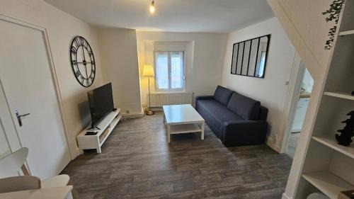 Sedan Apartment | La Tanière Sedanaise 2 bedrooms parking wifi