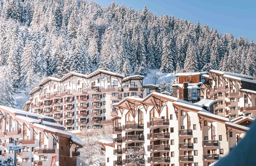 La Perriere Apartment | La Tania: 2 Rooms Cabin, 6 Pers, Balcony, TV, Non-Smoking