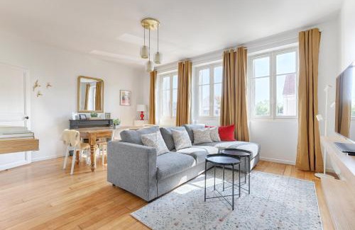 Lagny-sur-Marne Apartment | La Terrasse à 15min de Disneyland Paris