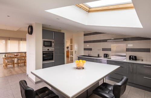 Montcenis Apartment | La Terrasse de Montcenis