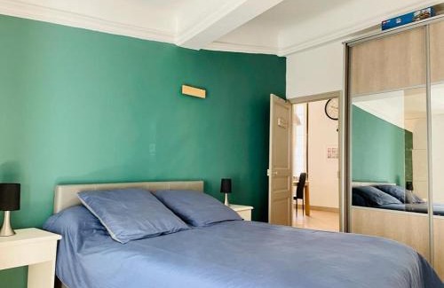 Nimes City Centre Apartment | La Terrasse des Arènes