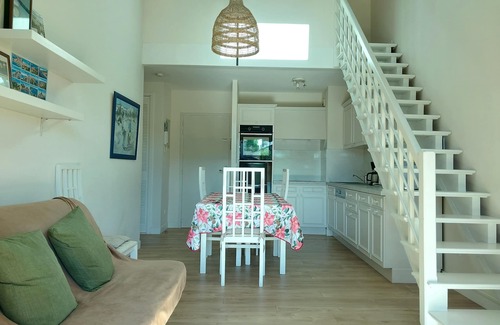 Valescure Apartment | La Terrasse des Golfs. Duplex, air conditioning, garage, wifi, tennis court. Valescure, Esterel.