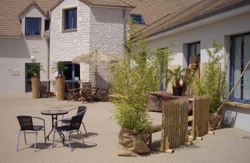 Mansigne House | La Terrasse des Oliviers