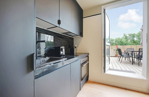 12th Arrondissement Apartment | La Terrasse Parisienne